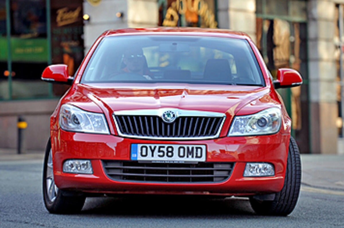 skoda rapid 1.4 tsi тест skoda rapid 1.4 tsi тест